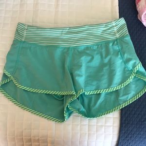 Lulu lemon 🍋 shorts